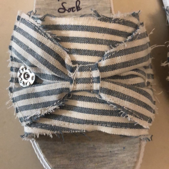 Blowfish Malibu Superfoam Sandals/ Slipper, Size 8.5 - Picture 6 of 14